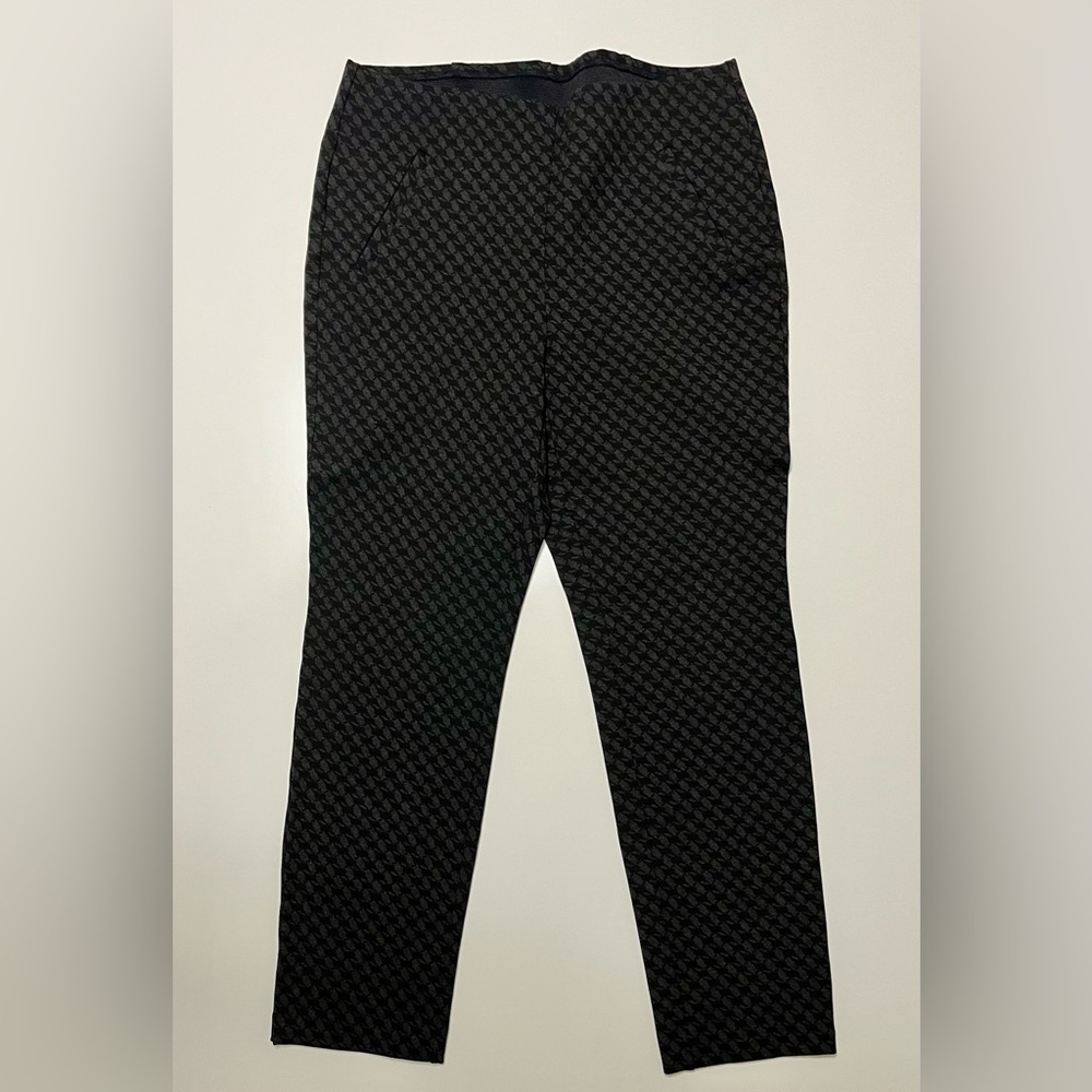 Chico’s Ponte Pull On Pants Size 8 Stretch Black Gray Houndstooth